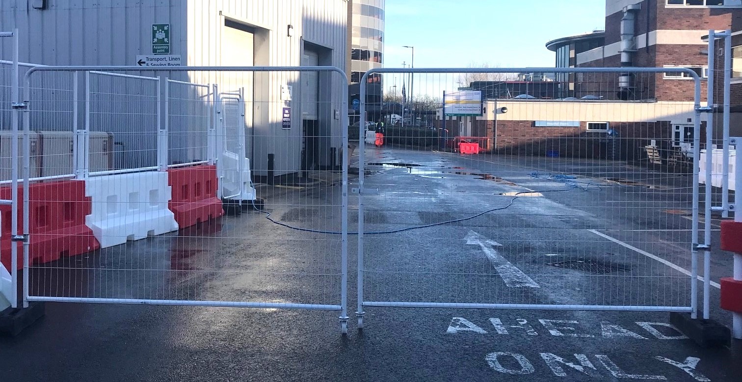 GB2 Water Filled Barrier Inc Mesh Panels and Vehicle Gates