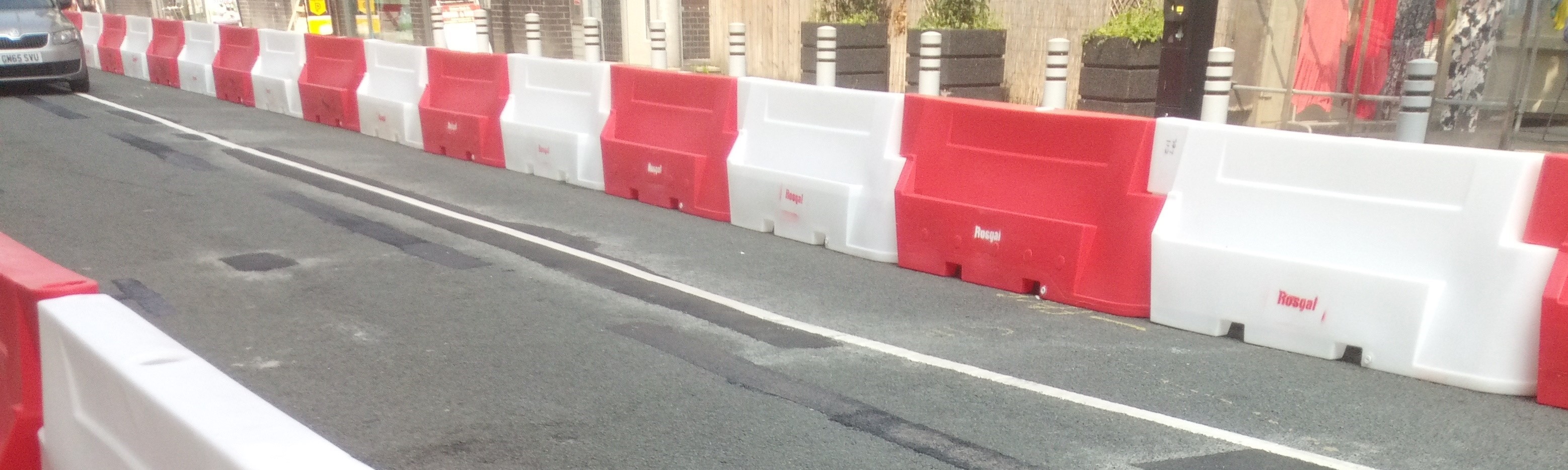 Novus 2 Metre Water Filled Barrier